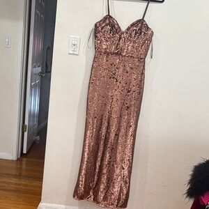 Elegant Sequin Evening Dress in Rose Gold